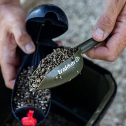 TRAKKER Bait Scoop Set -Sports Outdoor go 423857 g