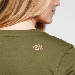 Women's Tee -Sports Outdoor go 560395 e